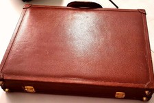 Vintage Valigia Rigida Cuoio 24 Ore Colore Mogano  chiusura a combinazione