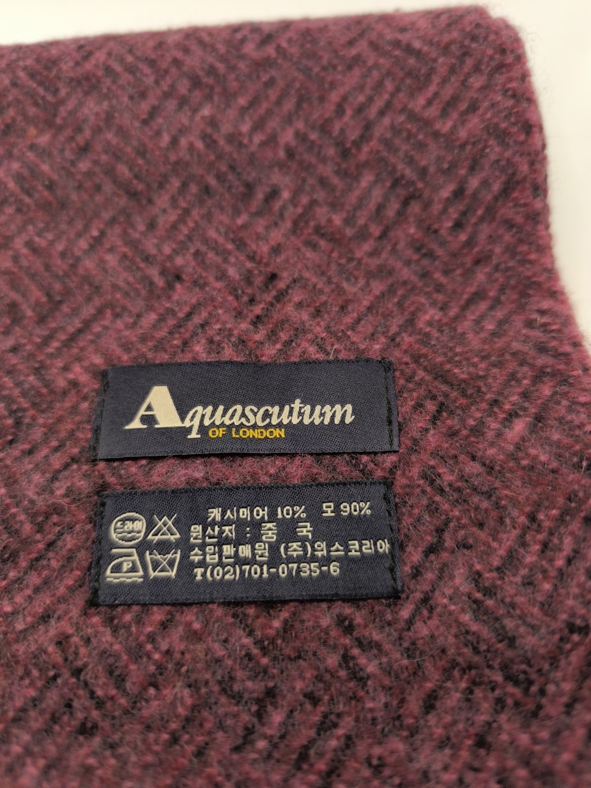 Vintage Aquascutum Scarf lovely vintage piece image 2