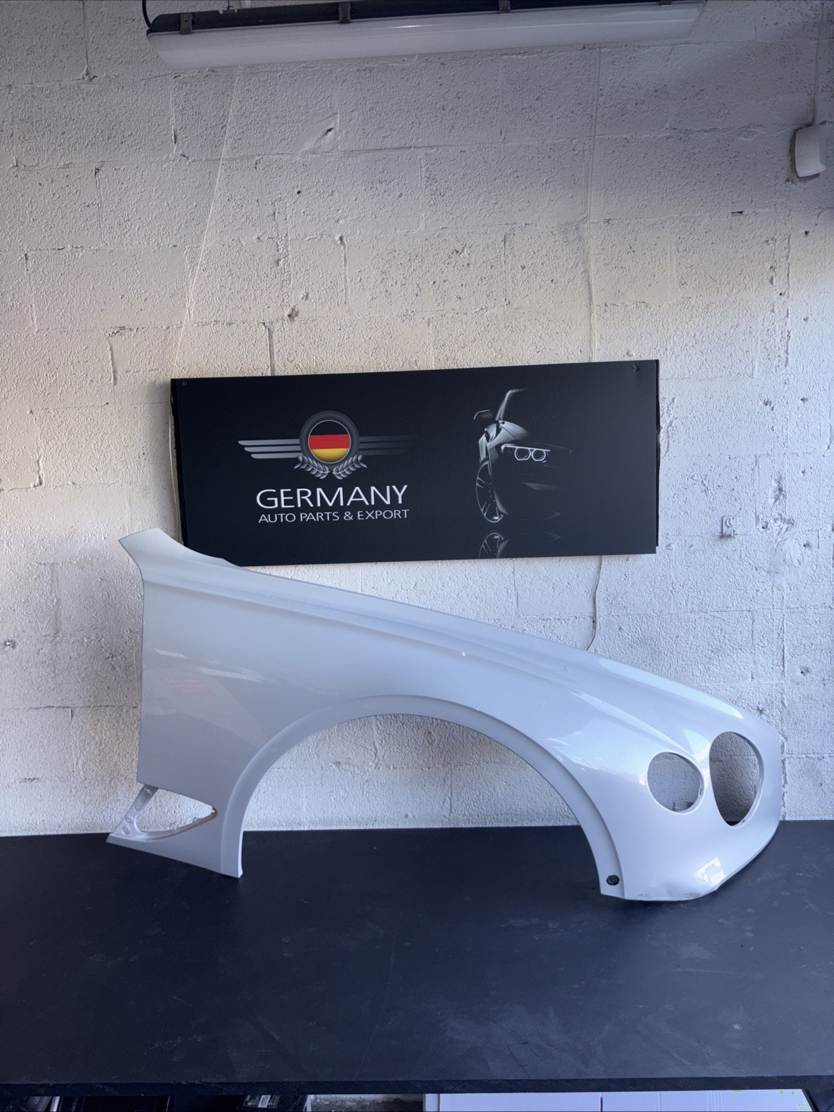 BENTLEY GT GTC FENDER RIGHT PASSENGER 2020 2025  3SD821102G  OEM #3252