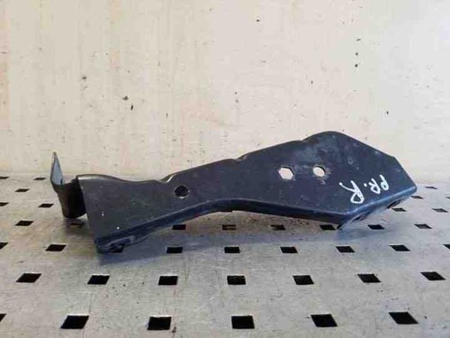 AUDI 80 Avant 8C, B4 Rechte Scheinwerferhalter 8A0805608 2.0 Benzin 26205508