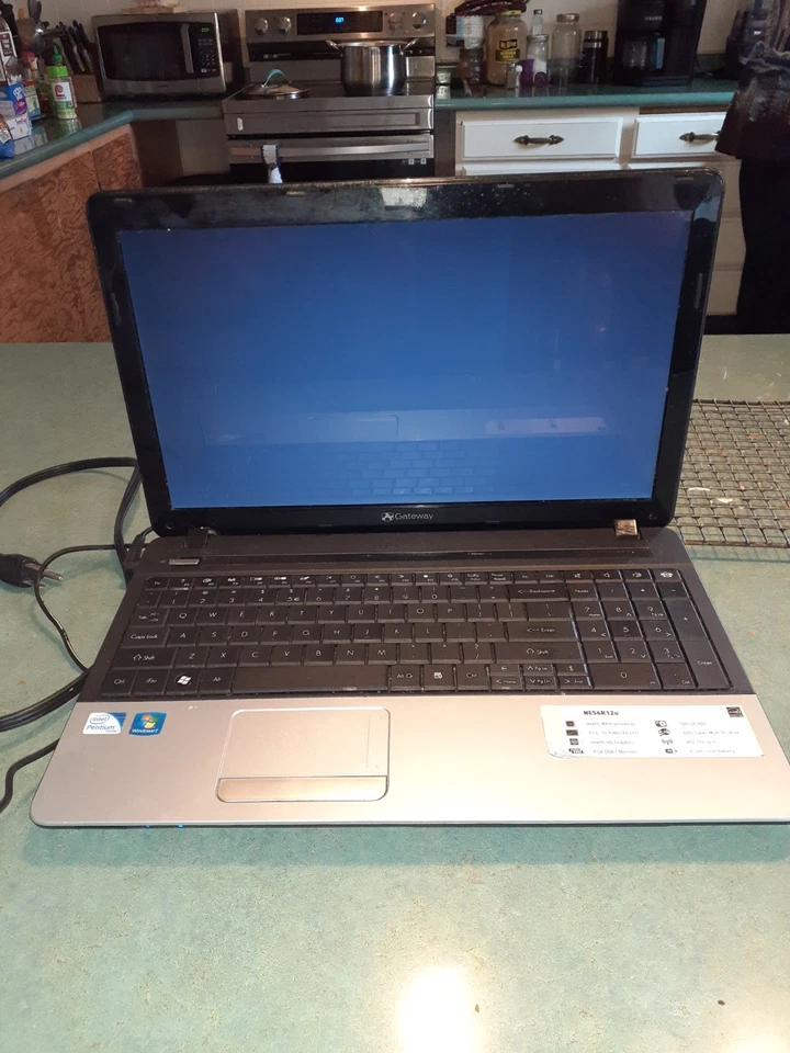 Portátil Gateway NE56R12u 15,6 pulgadas Intel Pentium 2,20 GHz 4 GB RAM 465 GB disco duro W10 Foto 4 de 4