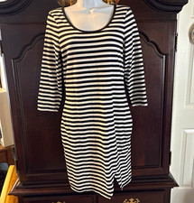 Express Black & White Striped Sheath Dress 3/4 Sleeve Scoop Neck Knit M