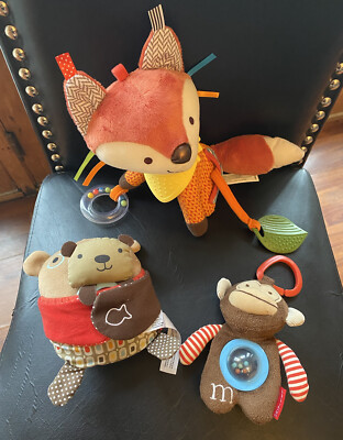 Comforter Skip Hop Pram Toy Avocado Soft Toy Skip Hop Rattle Plush