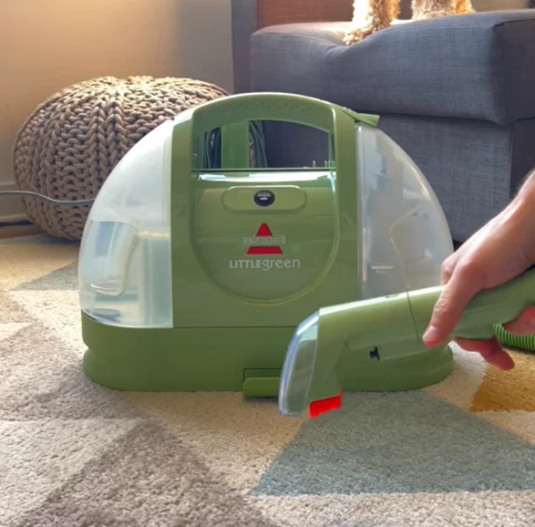 Limpiador de tapicería de alfombras Bissell Little Green con herramientas y fórmula 1400B Foto 2 de 4