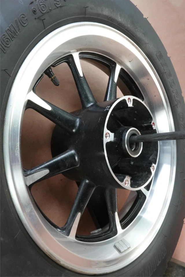 Llanta delantera Kawasaki VN1700 2009-2013 VULCAN VOYAGER 1700 130/90-16 Foto 4 de 4