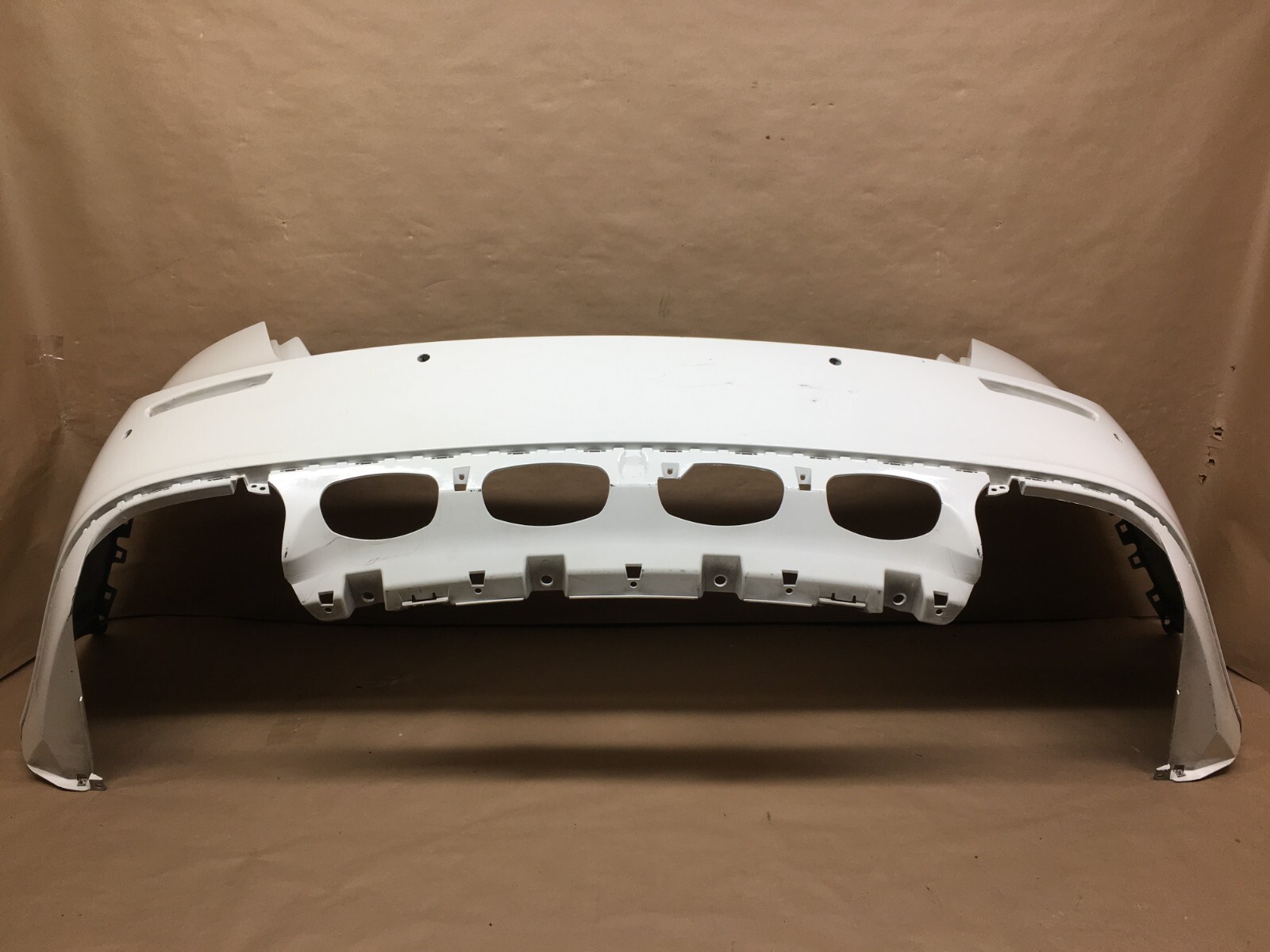 2014-2017 Maserati Ghibli M157 Rear Bumper Cover Oem 670010943 White 14 15 16 17