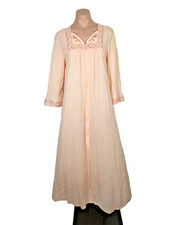 VINTAGE GOSSARD ARTEMIS PINK SIZE MEDIUM NIGHTGOWN Rove Floral Lace Zip Front