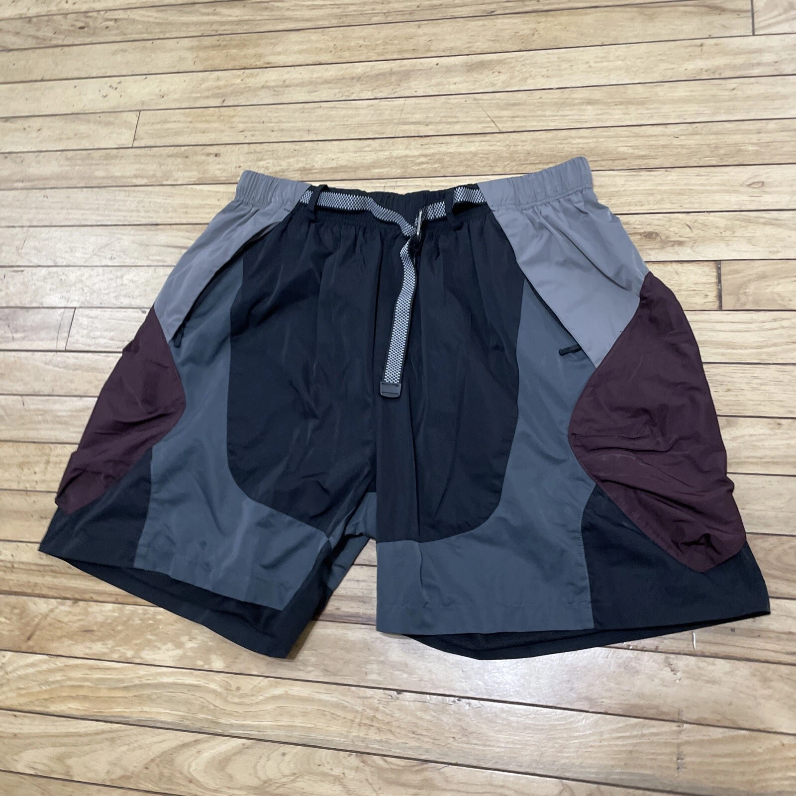 Off The Label Cargo Shorts Men F1 34 Gray Maroon Metal Belt Design Athleisure