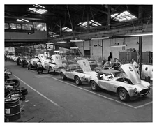 FORD SHELBY COBRA FACTORY ASSEMBLY LINE 1960s 8X10 PHOTO