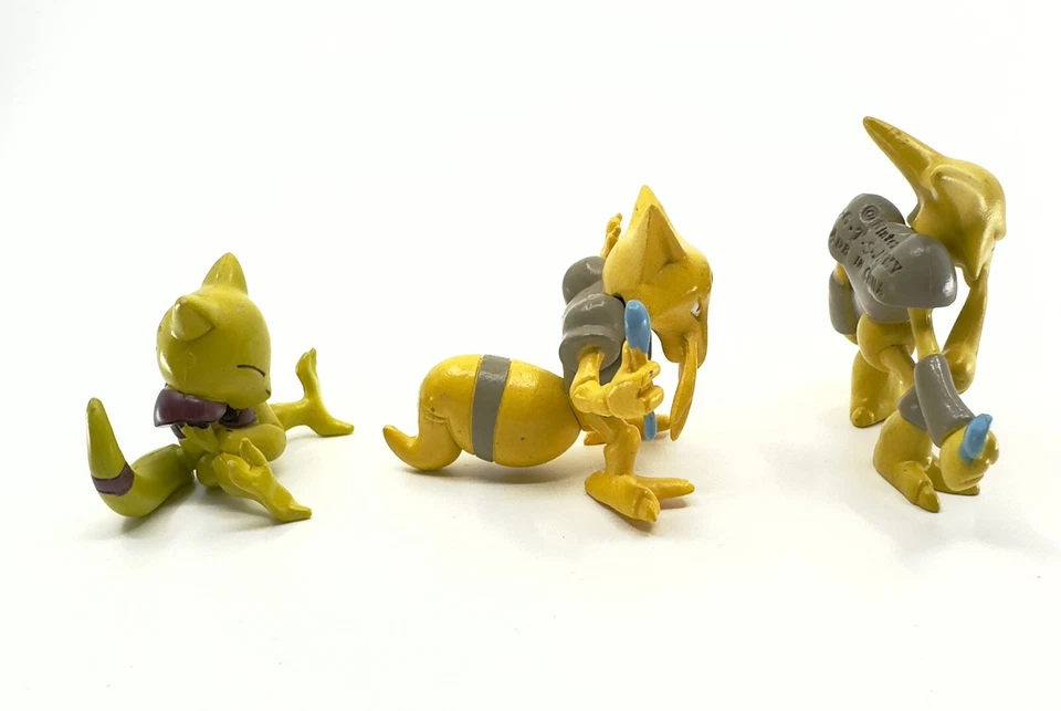Abra Kadabra Alakazam Figuras Pokémon Original Nintendo CGTSJ TOMY Moncolle 🧠🔮 Foto 4 de 4