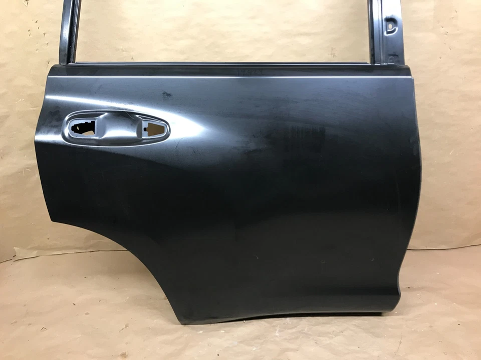 New TOYOTA LAND CRUISER 150 2009-2015 DOORS REAR RIGHT DOOR OEM 67003-60470 Foto 4 de 4