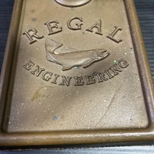 REGAL ENGINEERING Fly Tying Vise - Worn Condi...