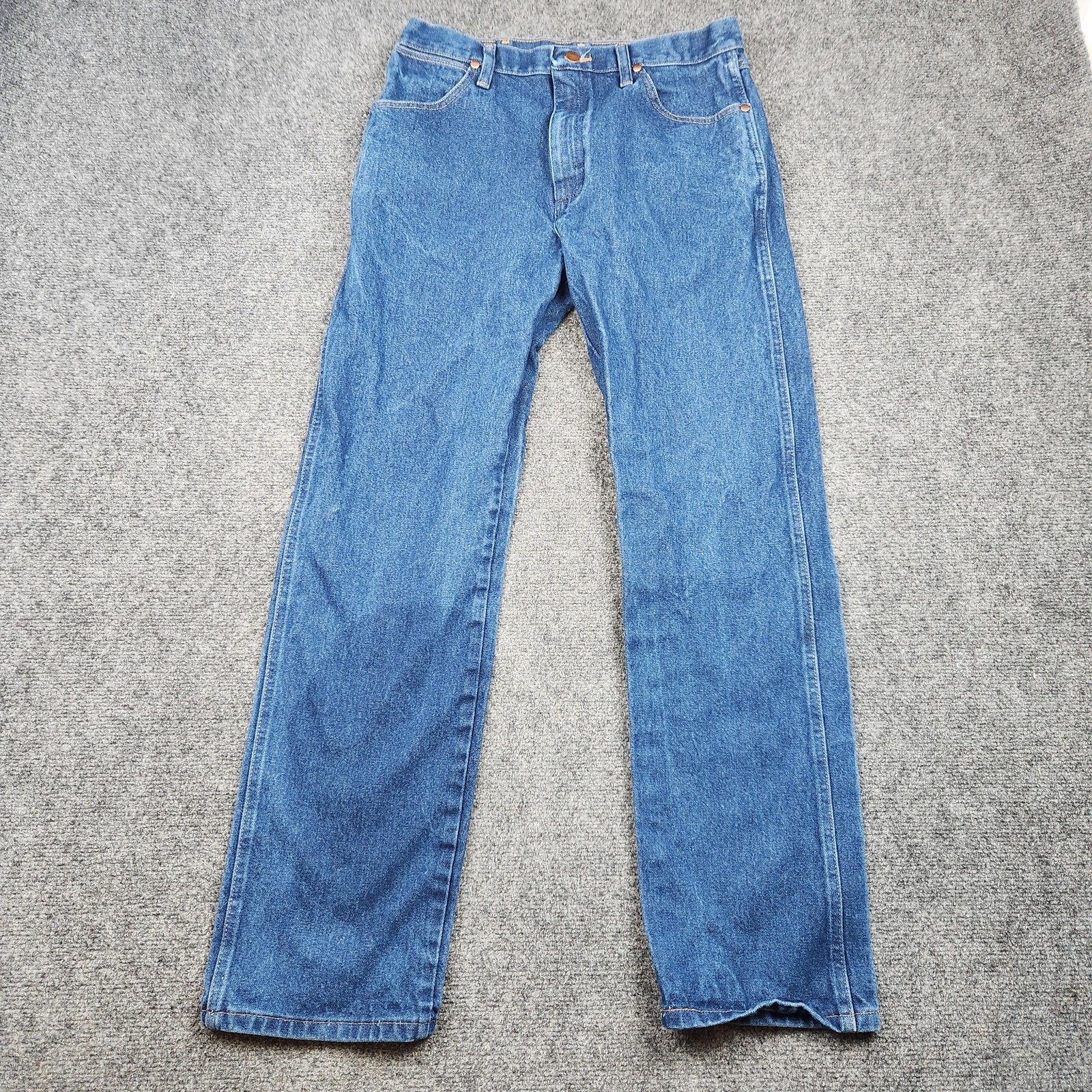 Wrangler 13MWZ Jeans Mens 30x31 Blue Medium Wash Cowboy Cut Straight Denim