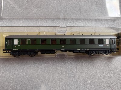 Fleischmann HO 5638 K AC Eilzugwagen Passenger Coach With Two Red Tail Lights