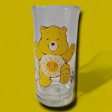 VINTAGE CARE BEAR FUNSHINE BEAR PIZZA HUT GLASS CUP 1983 COLLECTABLE SUNSHINE