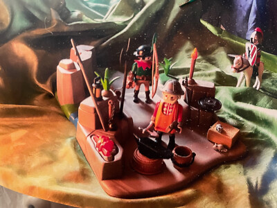 Waffen-Schmiede-Felsen mit Schmiedemeister, Feuer, Amboss uvm von Playmobil