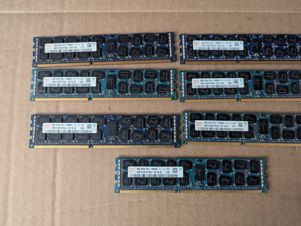 7X HYNIX HMT31GR7CFR4C-PB 8GB DDR3 PC3 2RX4 12800R 1600MHZ RDIMM MEMORY L2-9(16) - Image 2 of 4