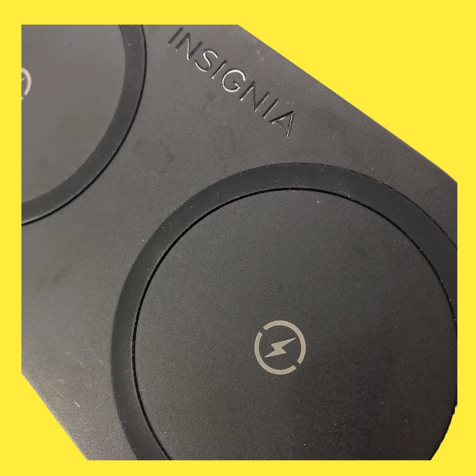 LOT OF 3 Insignia Universal Dual Qi Wireless Charging Station NS-MWPC10K2 #8333 - Image 4 of 4