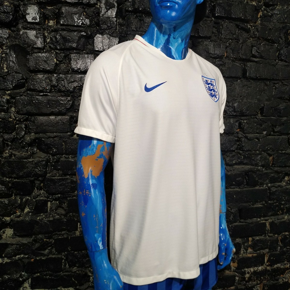 England Home football shirt 2018 - 2020 Nike 893868-100 Trikot