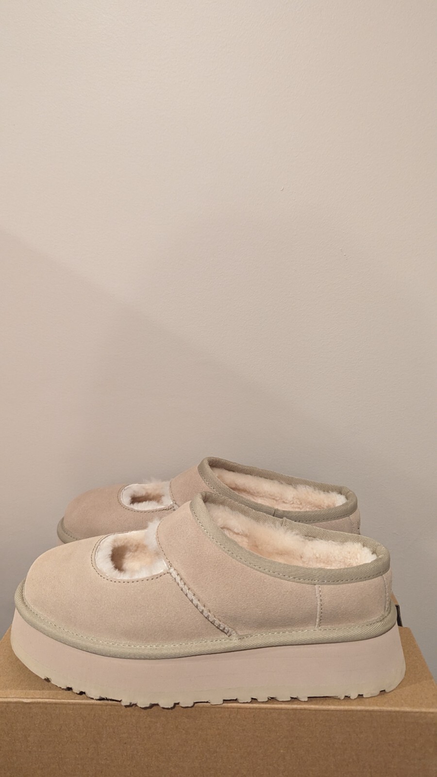 PANTOFOLA D’ORO Pantofole Ugg Australia donna Bea Mary Jane taglia 10 nuove con scatola