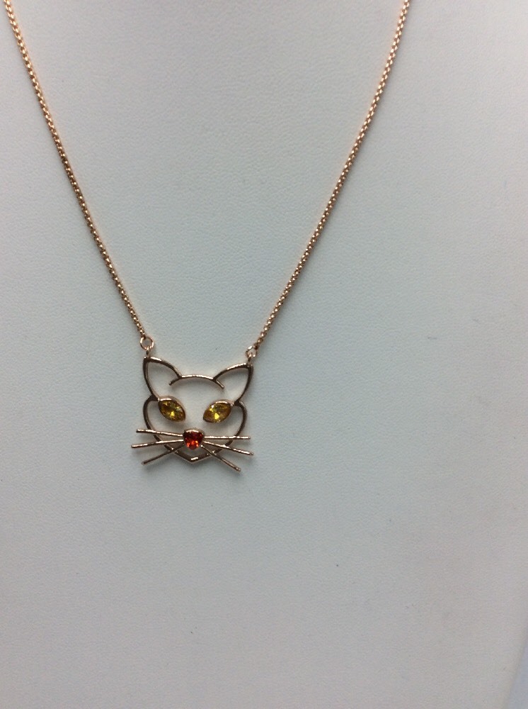 Collana Betsey Johnson Con Ciondolo Gatto Baseball 3D – Oro Placcato E Cristalli