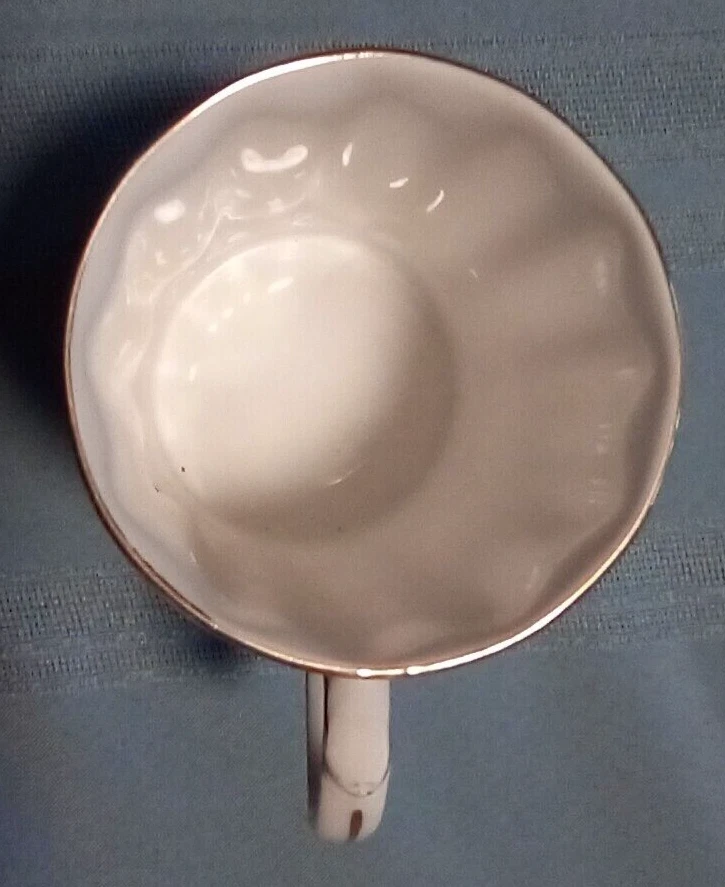 Royal Windsor Her Majesty fine bone china mug England - Image 4 of 4