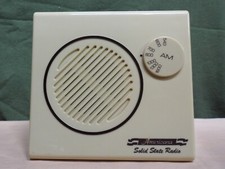 Vintage Americana Solid State AM Radio Model 620