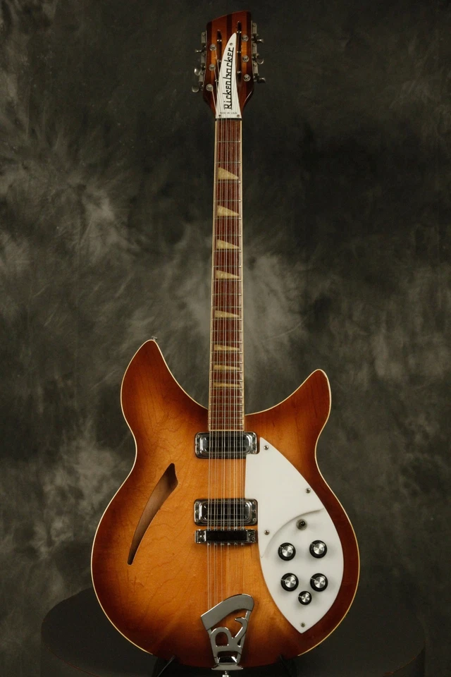 Rickenbacker 1980 360/12 cuerdas OS/WB con tostadora/pastillas "de colección" nogal Foto 2 de 4