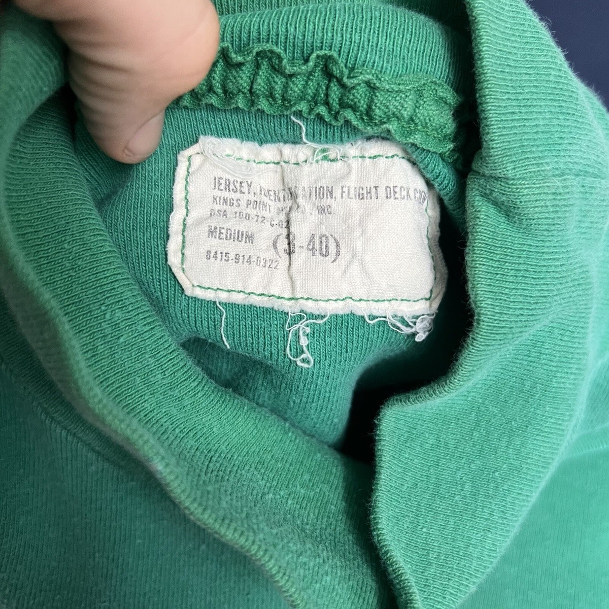 True Vintage 70s US Navy Flight Deck Jersey M Crewman Green Mock 