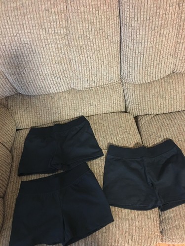 BRAND NEW 3 PACK OF GIRL'S SIZE 6-6X HANES BLACK COTTON JERSEY SHORTS - Picture 3 of 5