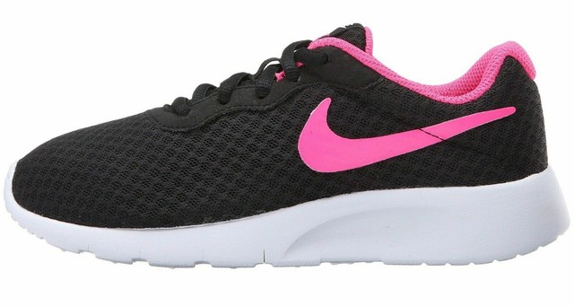 nike tanjun black and pink