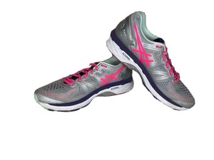 asics kayano womens size 11