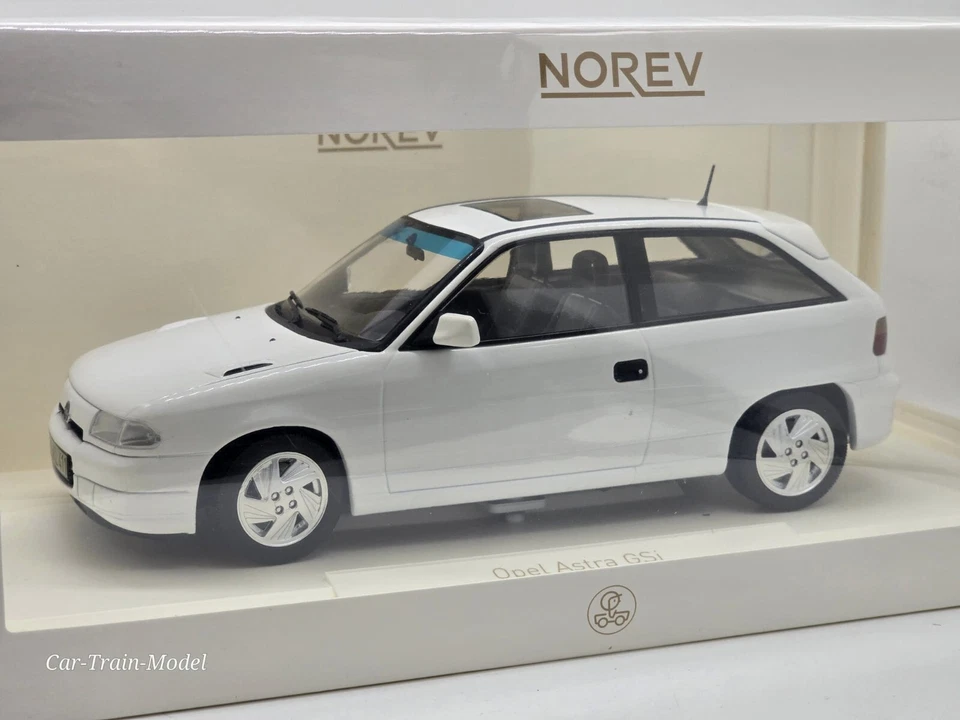 Opel Astra GSI 1991 - Norev 1:18 1/18 1-18 - Immagine 2 di 3