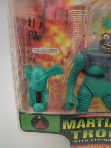 New 1996 Trendmasters Mars Attack Martin Trooper w/ Firing Proton Ray Blaster - Picture 4 of 12