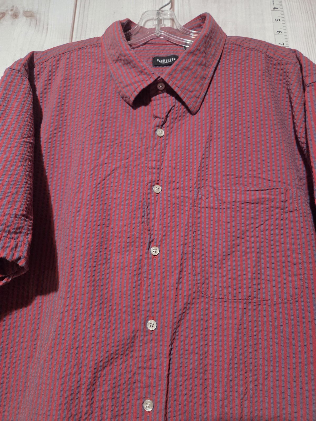 Van Heusen Shirt Mens 2XL Red Blue Stripe Seersucker Short Sleeve Button Front thumbnail 2
