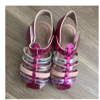 Girls Metallic Strappy Open Toe Hook & Loop Sandals Pink/Silver/Purple US 6