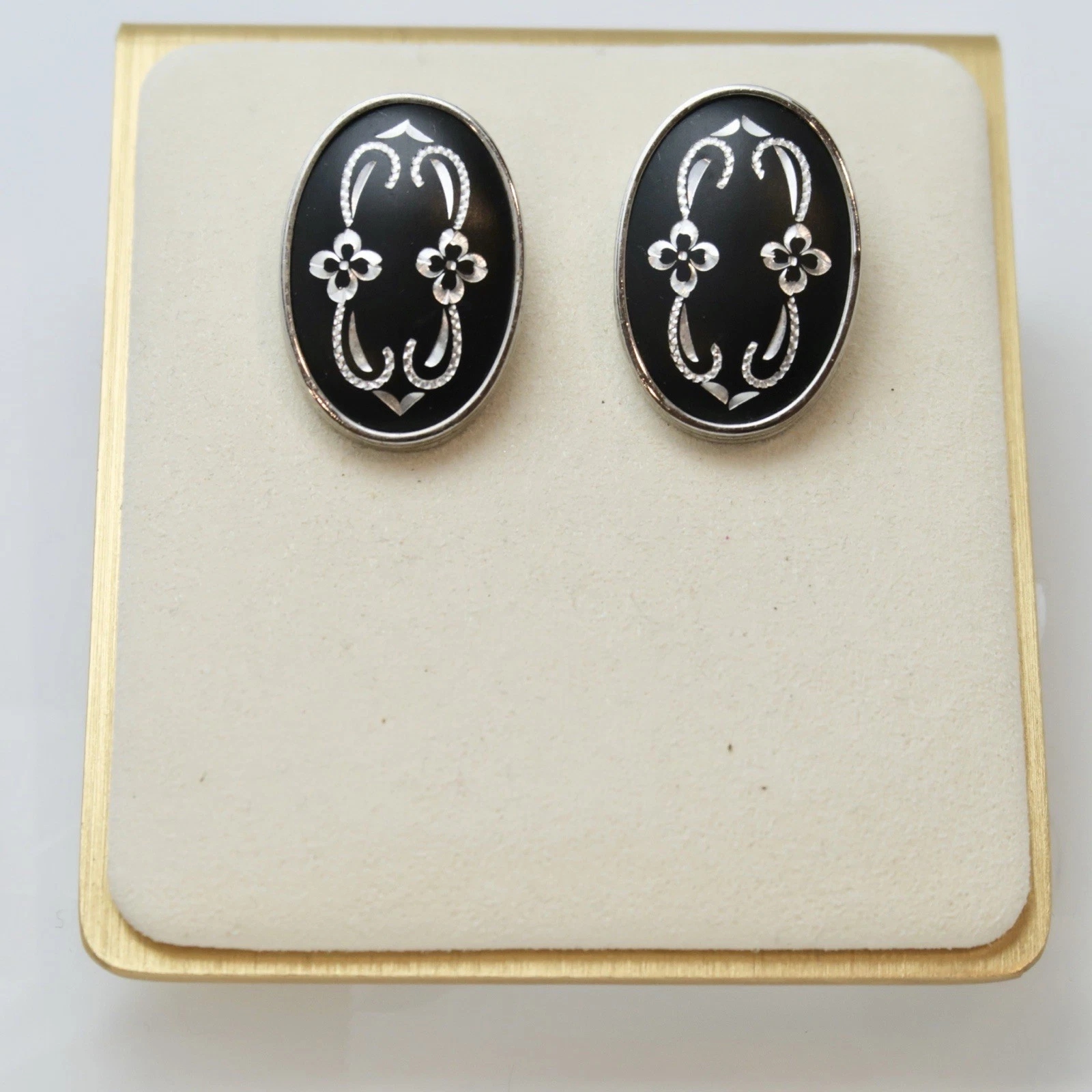 WHITING & DAVIS Filigree Ornate Etched Black Unique Vintage Earring Jewelry E78