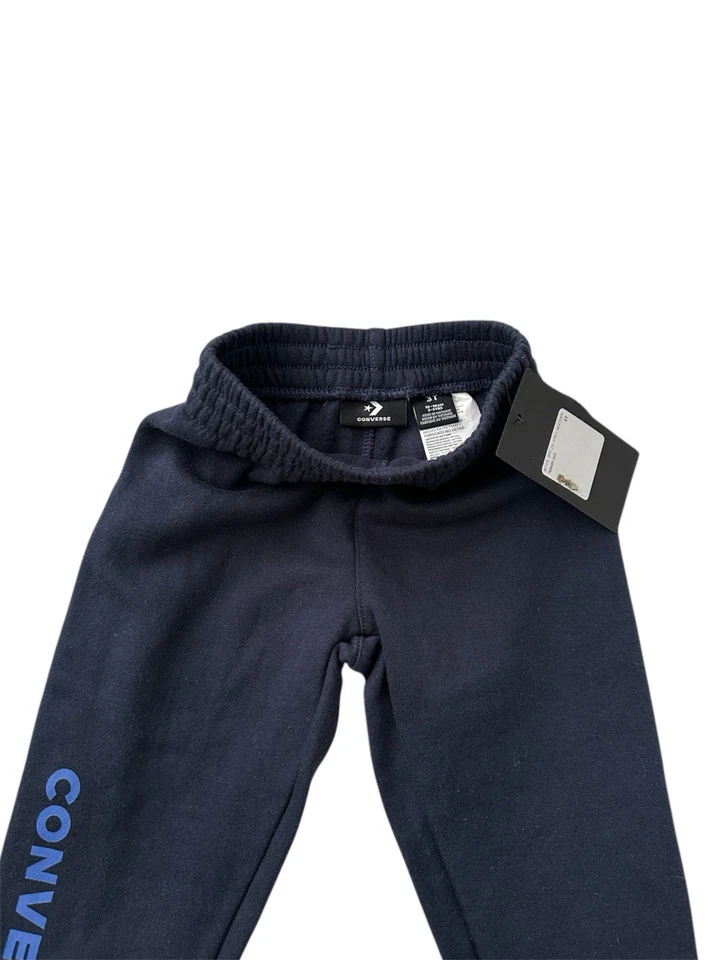 Pantalones deportivos azules nuevos con etiquetas para niños pequeños 3T con logotipo de Converse Foto 2 de 4