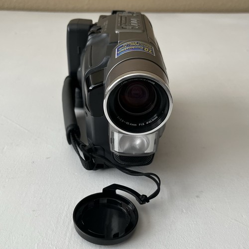 JVC GR-SXM245U Compact Super VHS-C 600x Video Camcorder | AS IS Untested - Picture 8 of 11