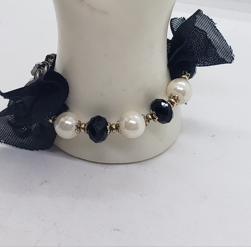 Betsey Johnson Spider Charm Bracelet Bow Rhinestone Faux Pearl Chain Web Goth - Picture 7 of 8