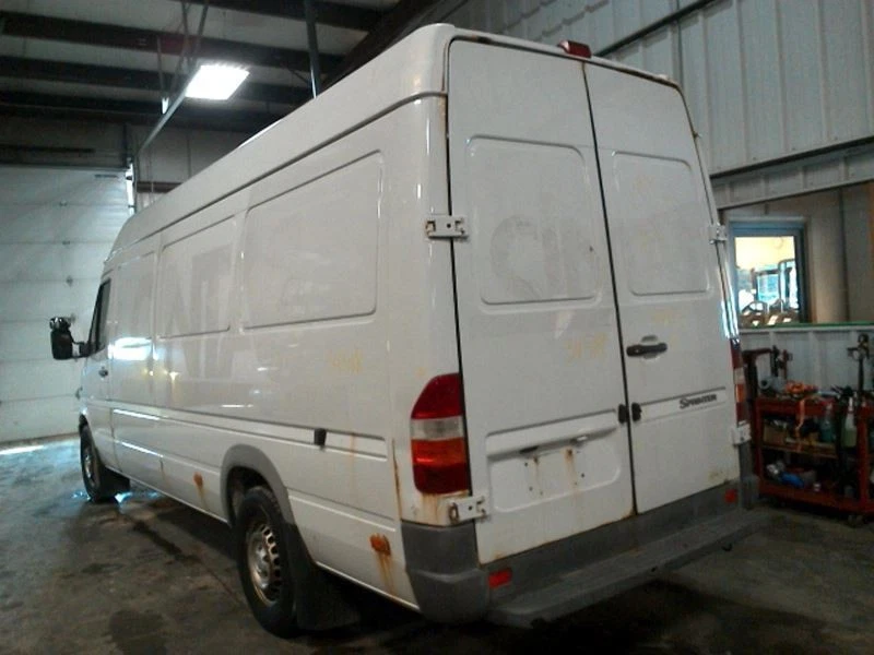 Intercooler Fits 03-06 SPRINTER 2500 2393034 Foto 3 de 4