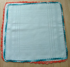 set of two vintage hankies/handkerchief with crocheted edges 10.5 x 10.5 in