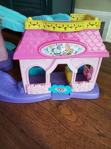 Little People Disney Princess Klip Klop Castle Stable Playset W/Horses - Picture 19 of 24