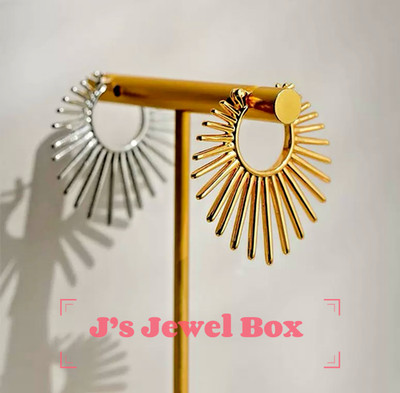 Must See! Gold -  Elegant gold or silver Sunburst Hoop Earrings