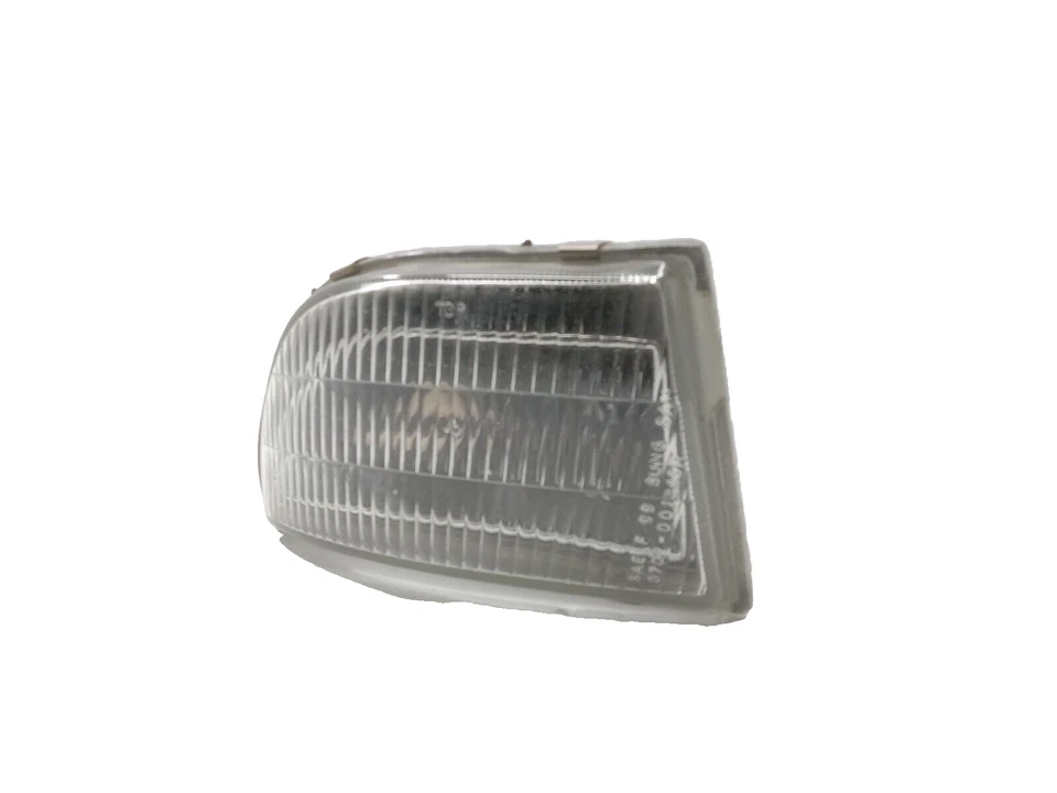 DAEWOO NUBIRA 2000 PARACHOQUES DELANTERO DERECHO MONTADO LUZ ANTINIEBLA OEM, 116-59356R Foto 2 de 4