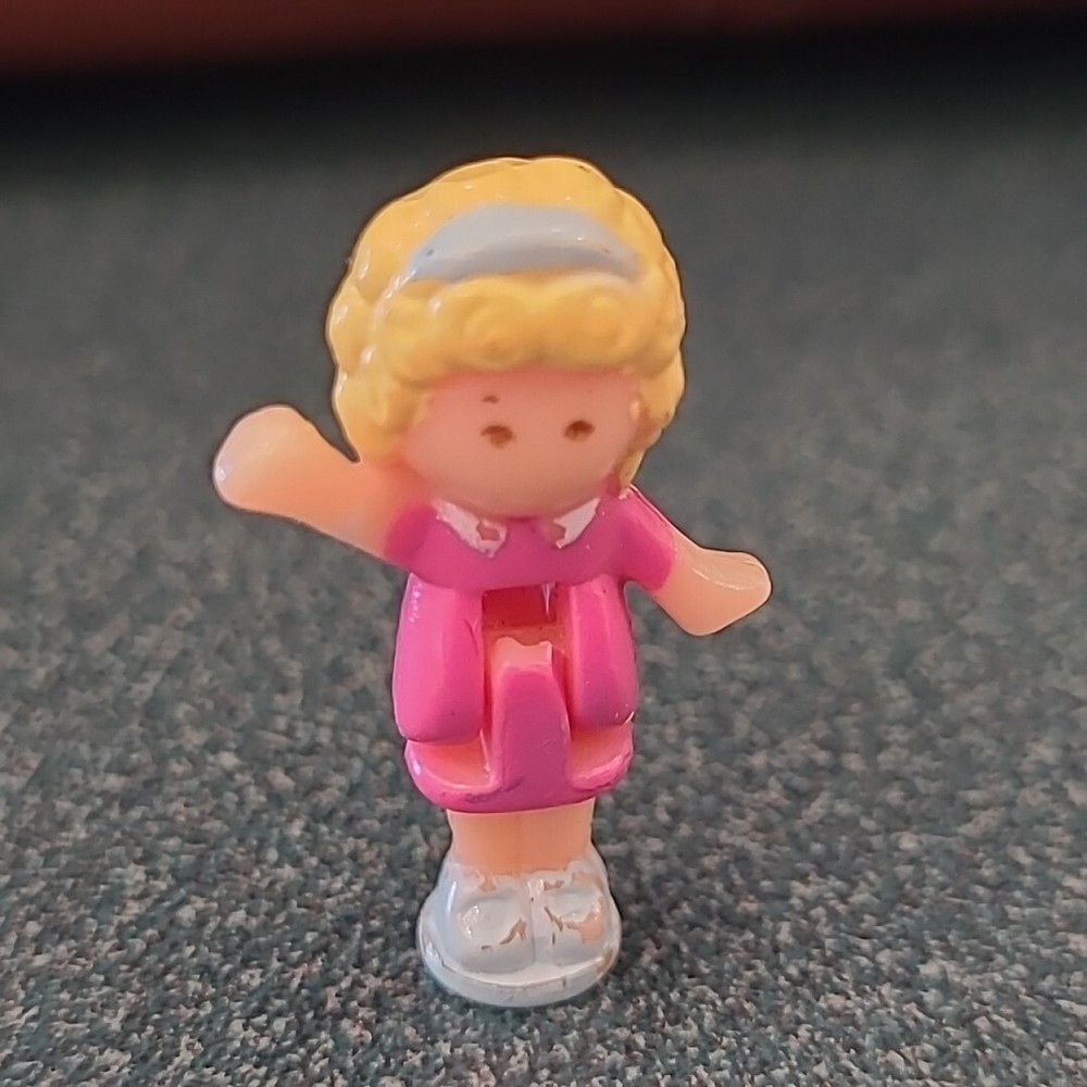 Bluebird 1992 Polly Pocket Blonde Blue Headband Doll Stampin' School Figure Only