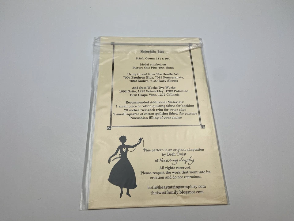 Muestreo Heartstring para cielos espaciosos patrón de punto de cruz contado 6P Foto 3 de 3