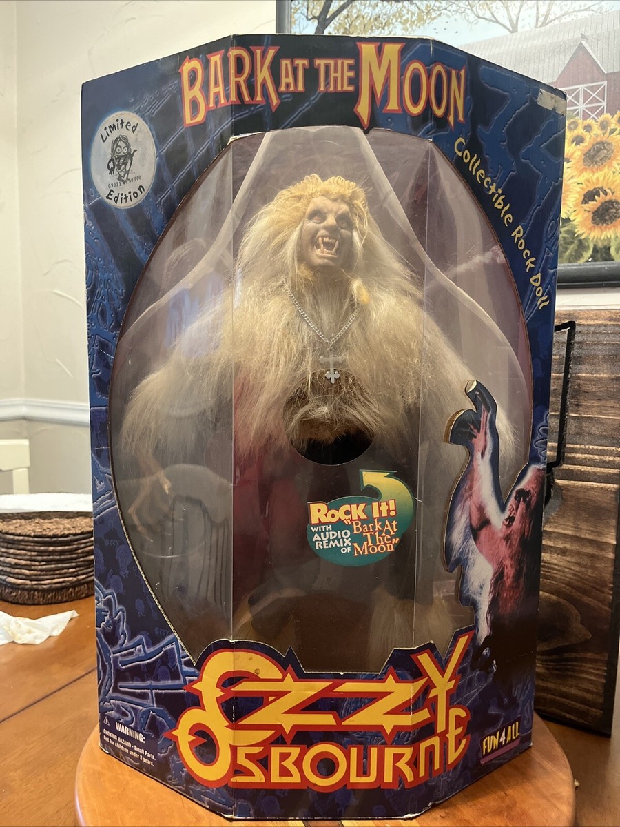 オジーオズボーン フィギュア バークアトザムーン