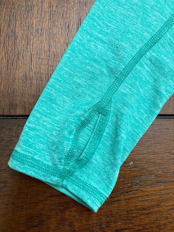 Pullover de rendimiento Brooks verde con cremallera de cuarto para mujer talla mediana Foto 3 de 4