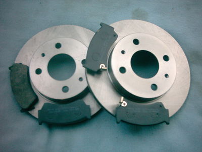 Bremsbeläge Bremsscheiben 247x20 ABS vorne für Peugeot 206 306 1,1 1,4 HDI ab 00